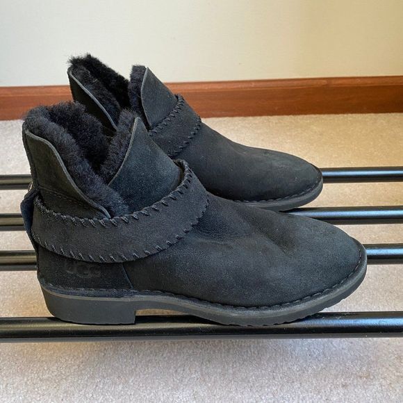 UGG Women 1012358 McKay Genuine Sheepskin Boots - NEW NWOB - Picture 7 of 9